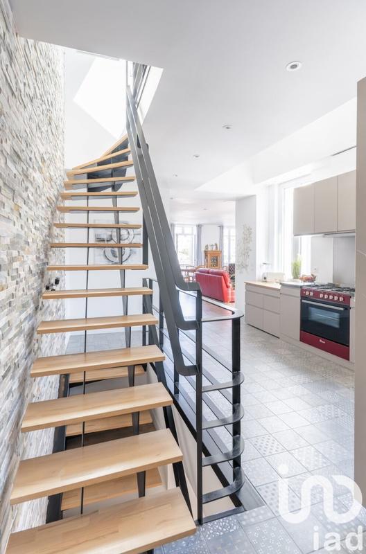 Appartement - 197 m² - 8 pièces