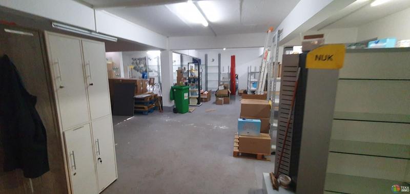 Local commercial - 390 m² - 2 pièces