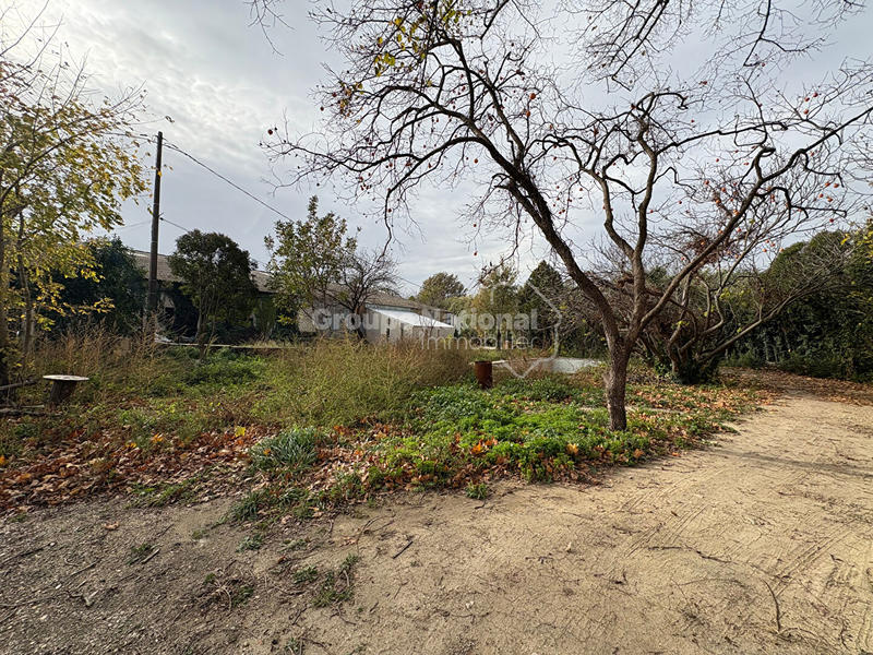 Maison - 930 m² - 30 pièces