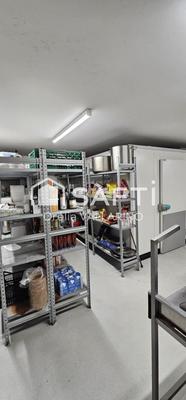 Local commercial - 500 m² - 5 pièces