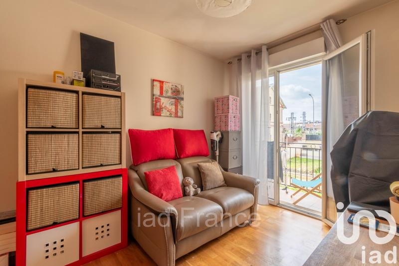 Appartement - 99 m² - 5 pièces