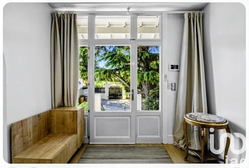 Maison de maîtres - 321 m² - 12 pièces