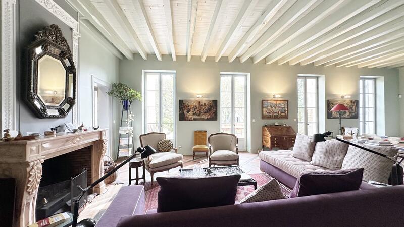 Maison de maîtres - 850 m² - 17 pièces