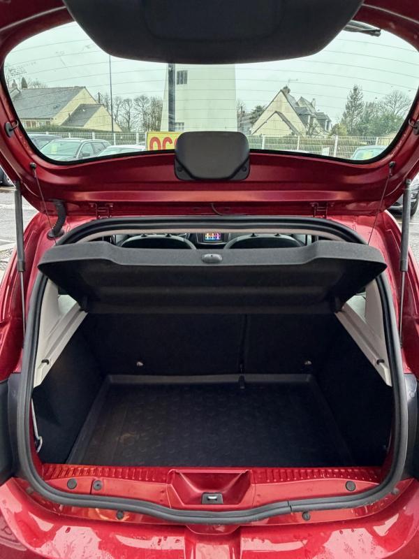 Dacia Sandero II 1.0 Tce Stepway Bvm5 100