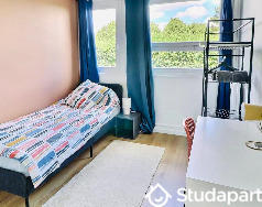 Chambre - 11 m² - 1 pièce