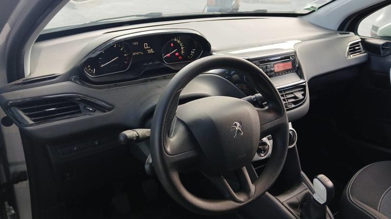Peugeot 208 I 1.2 PureTech 68 Like - Première main