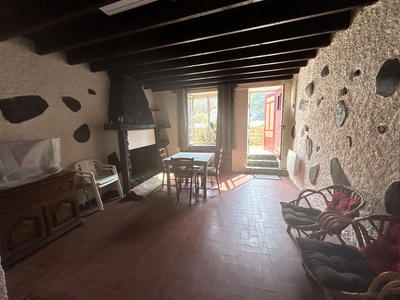 Appartement - 99 m² - 5 pièces