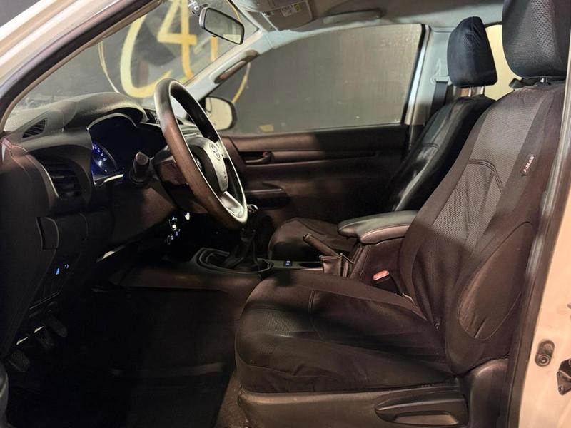 Toyota Hilux 2.4 d-4d Xtra cabine Awd 150ch Attelage, Bluetooth, Climatisation