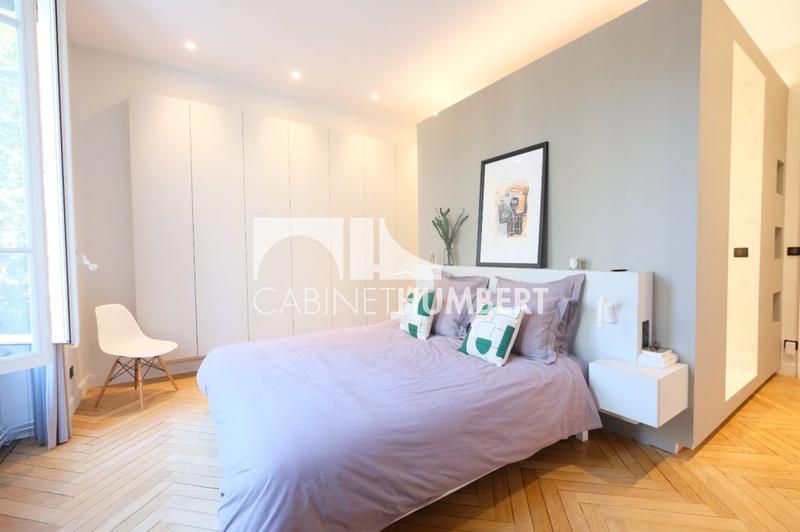 Appartement - 200 m² - 5 pièces