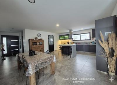 Maison - 131 m² - 5 pièces