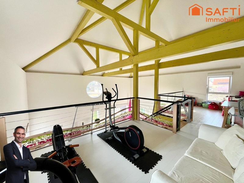 Maison - 236 m² - 5 pièces