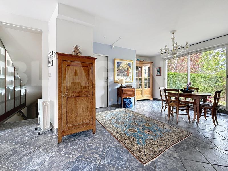 Appartement - 117 m² - 5 pièces