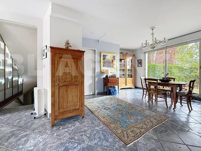 Appartement - 117 m² - 5 pièces