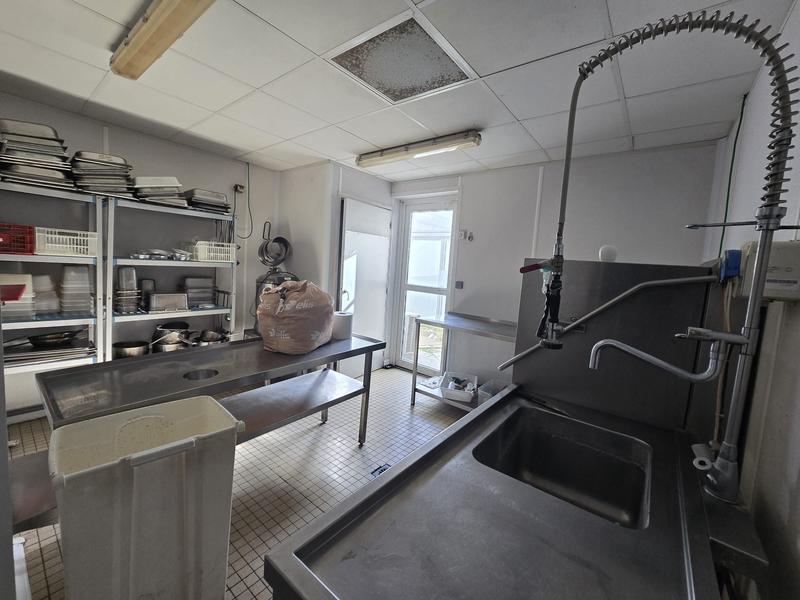 Local commercial - 314 m²