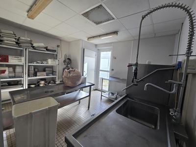 Local commercial - 314 m²