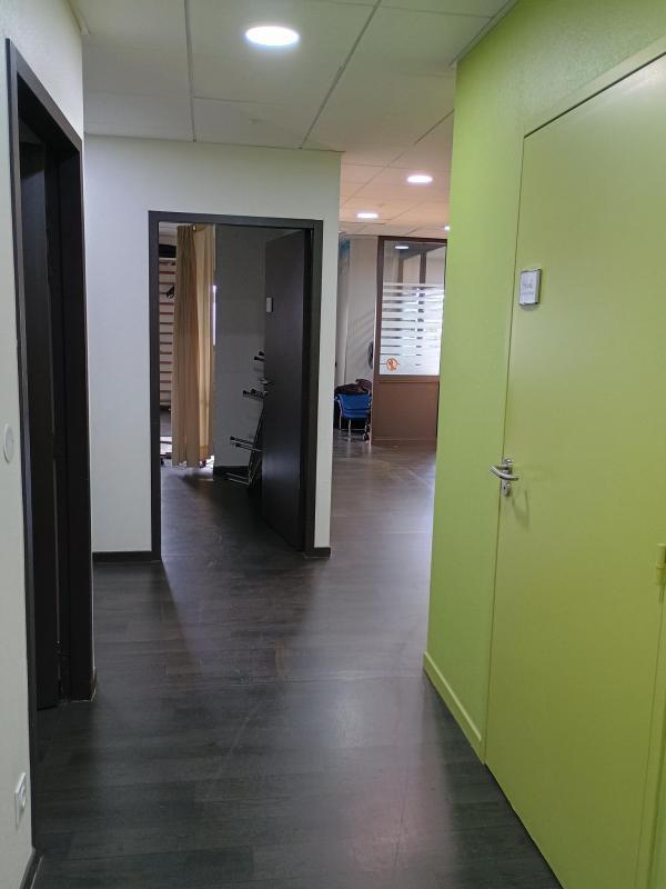 Bureau - 214 m² - 4 pièces