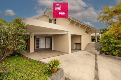 Maison - 220 m² - 5 pièces