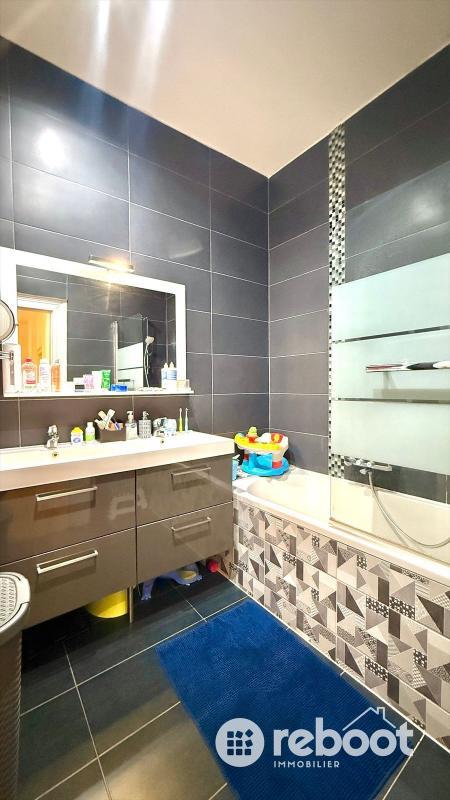 Appartement - 103 m² - 5 pièces