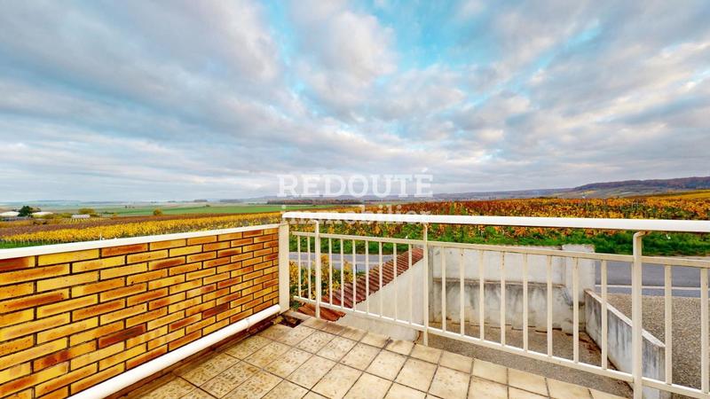 Maison - 148 m² - 6 pièces