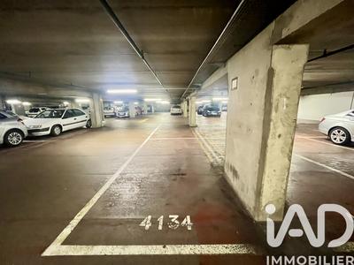 Parking - 10 m²