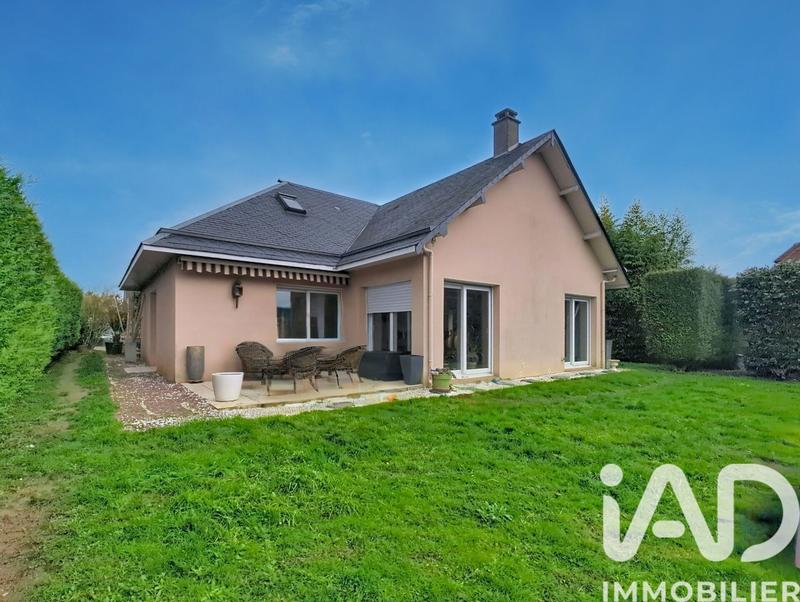 Maison - 217 m² - 9 pièces