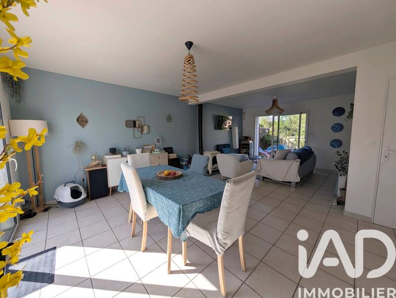 Maison - 123 m² - 6 pièces