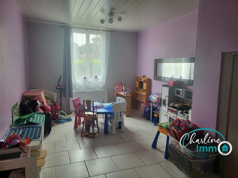 Maison - 179 m² - 7 pièces