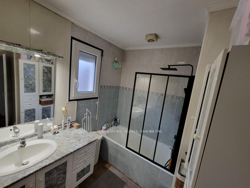 Villa - 136 m² - 5 pièces