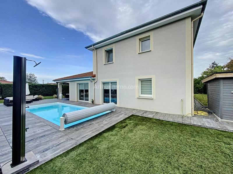 Maison - 190 m² - 7 pièces