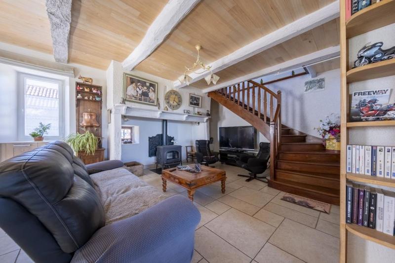 Maison en pierre - 232 m² - 7 pièces