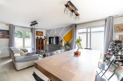 Maison - 118 m² - 5 pièces