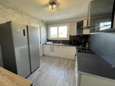 Appartement - 105 m² - 5 pièces