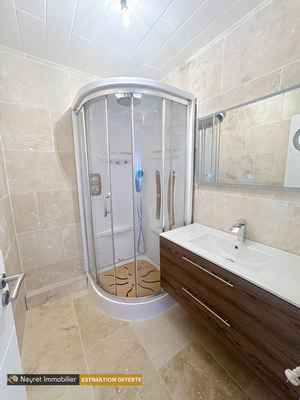 Appartement - 82 m² - 4 pièces