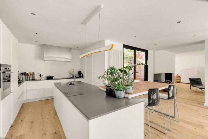 Maison contemporaine - 197 m² - 5 pièces