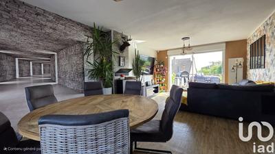 Maison - 101 m² - 6 pièces