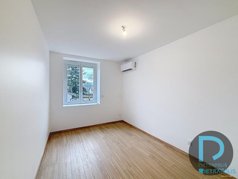 Duplex - 104 m² - 5 pièces