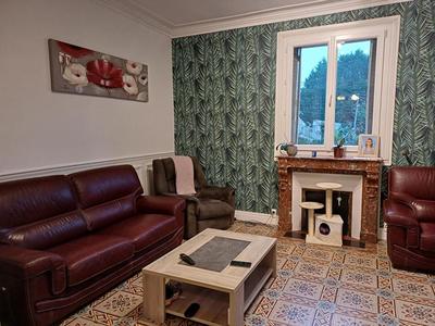 Propriété - 182 m² - 8 pièces