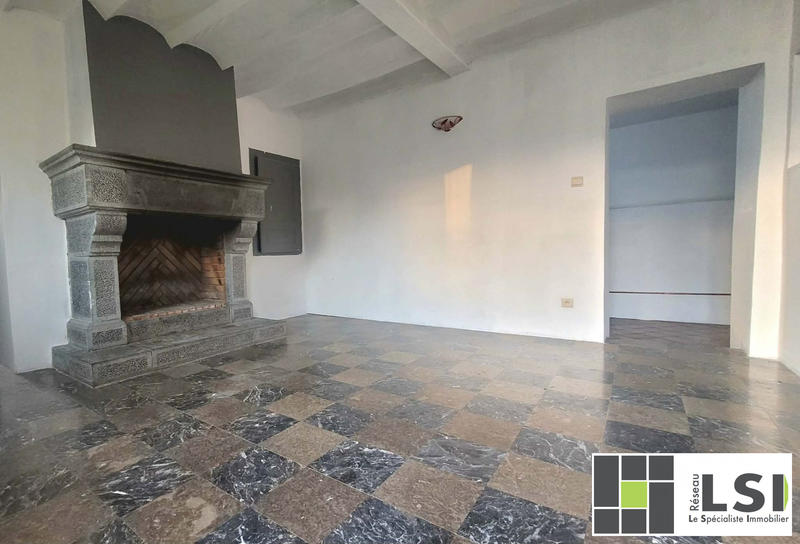 Maison - 245 m² - 8 pièces