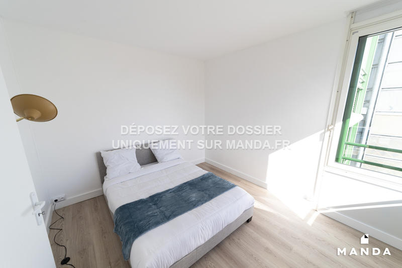 Chambre - 9 m² - 5 pièces