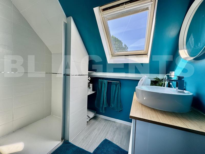 Maison - 157 m² - 7 pièces