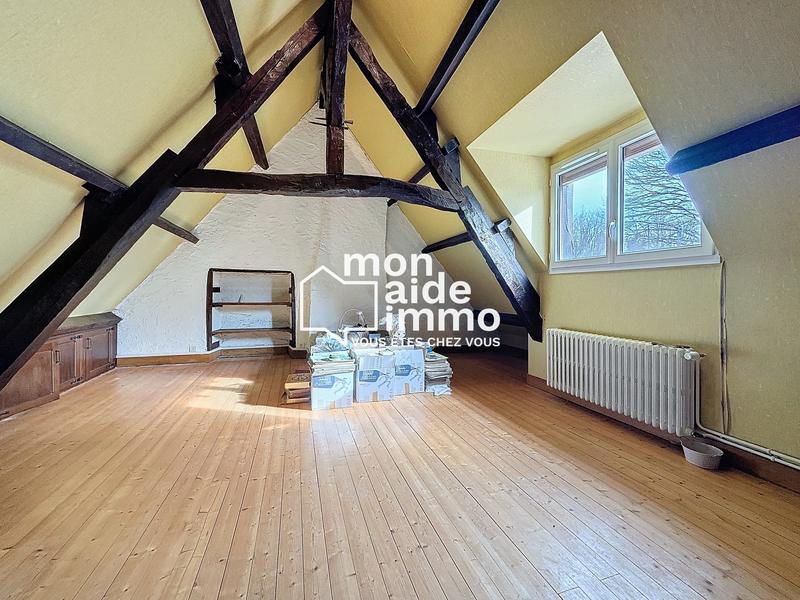 Maison - 250 m² - 7 pièces