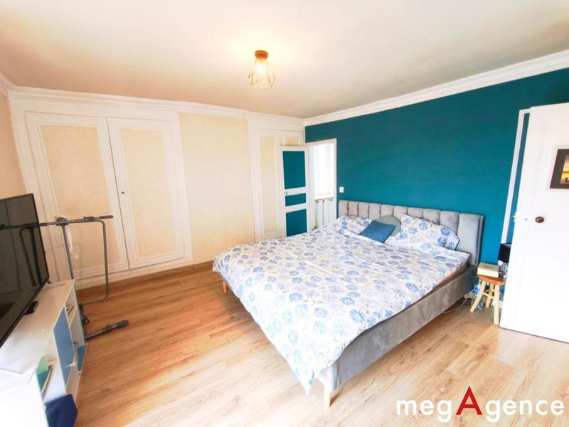 Maison ancienne - 183 m² - 6 pièces