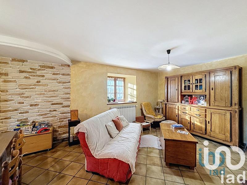 Maison - 210 m² - 7 pièces