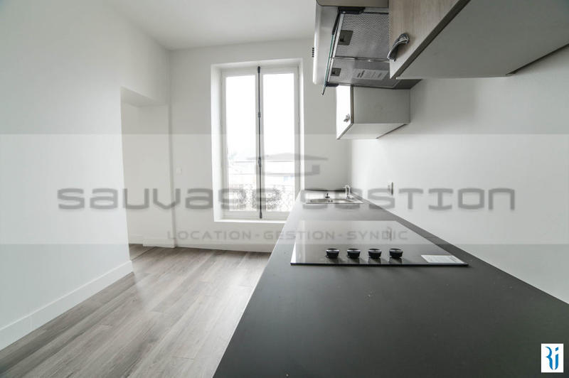 Appartement - 94 m² - 4 pièces