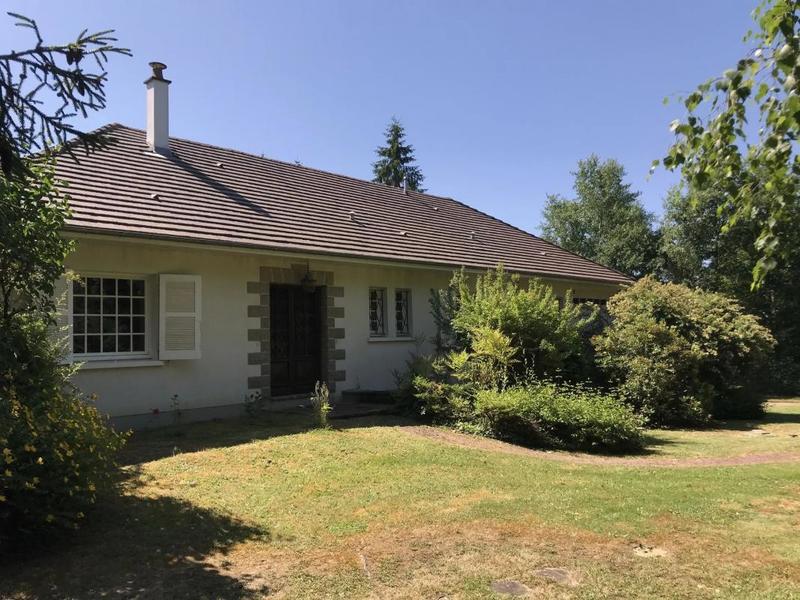 Maison - 224 m² - 7 pièces