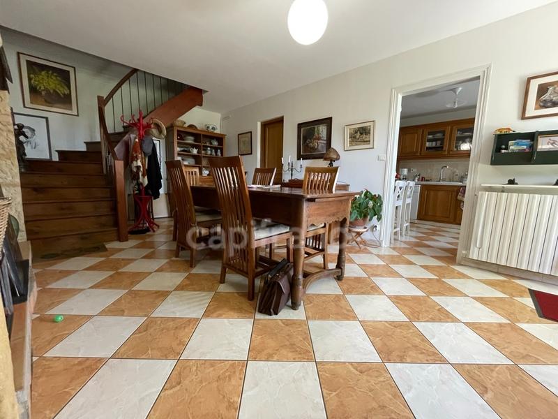 Maison - 293 m² - 6 pièces