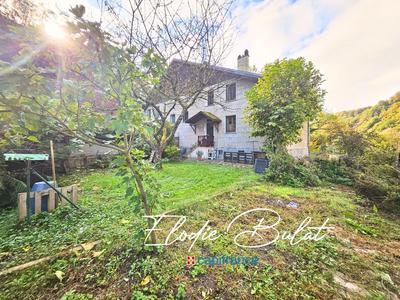 Maison de village - 135 m² - 6 pièces