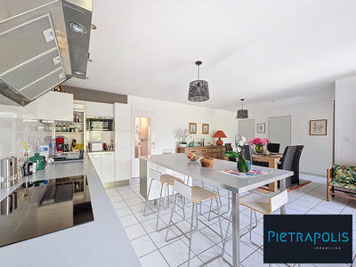 Maison - 106 m² - 5 pièces