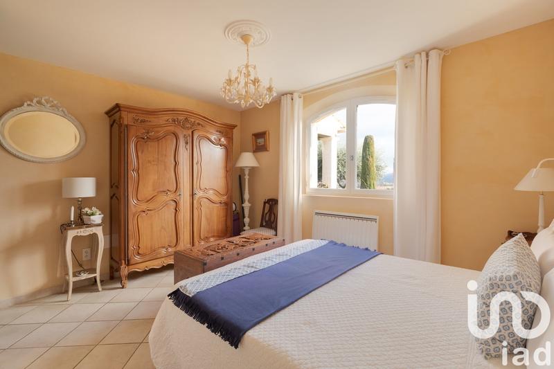 Maison - 188 m² - 6 pièces