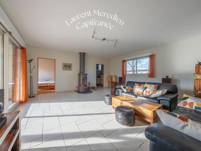 Maison - 196 m² - 6 pièces